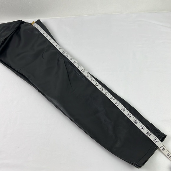 Gap Denim New Women’s 6/28R High Rise Universal Legging Faux Leather Skinny Leg - Picture 10 of 10